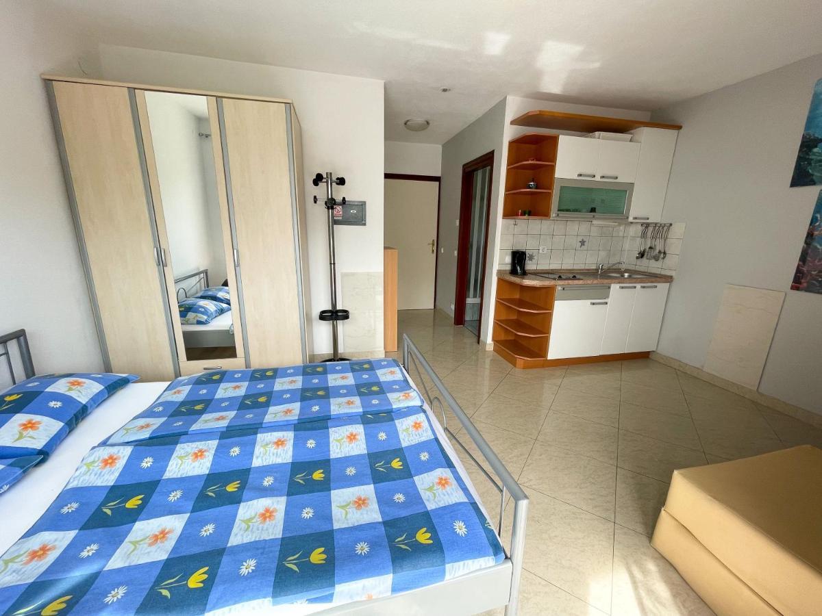 Apartmani Toni Dramalj Exteriér fotografie