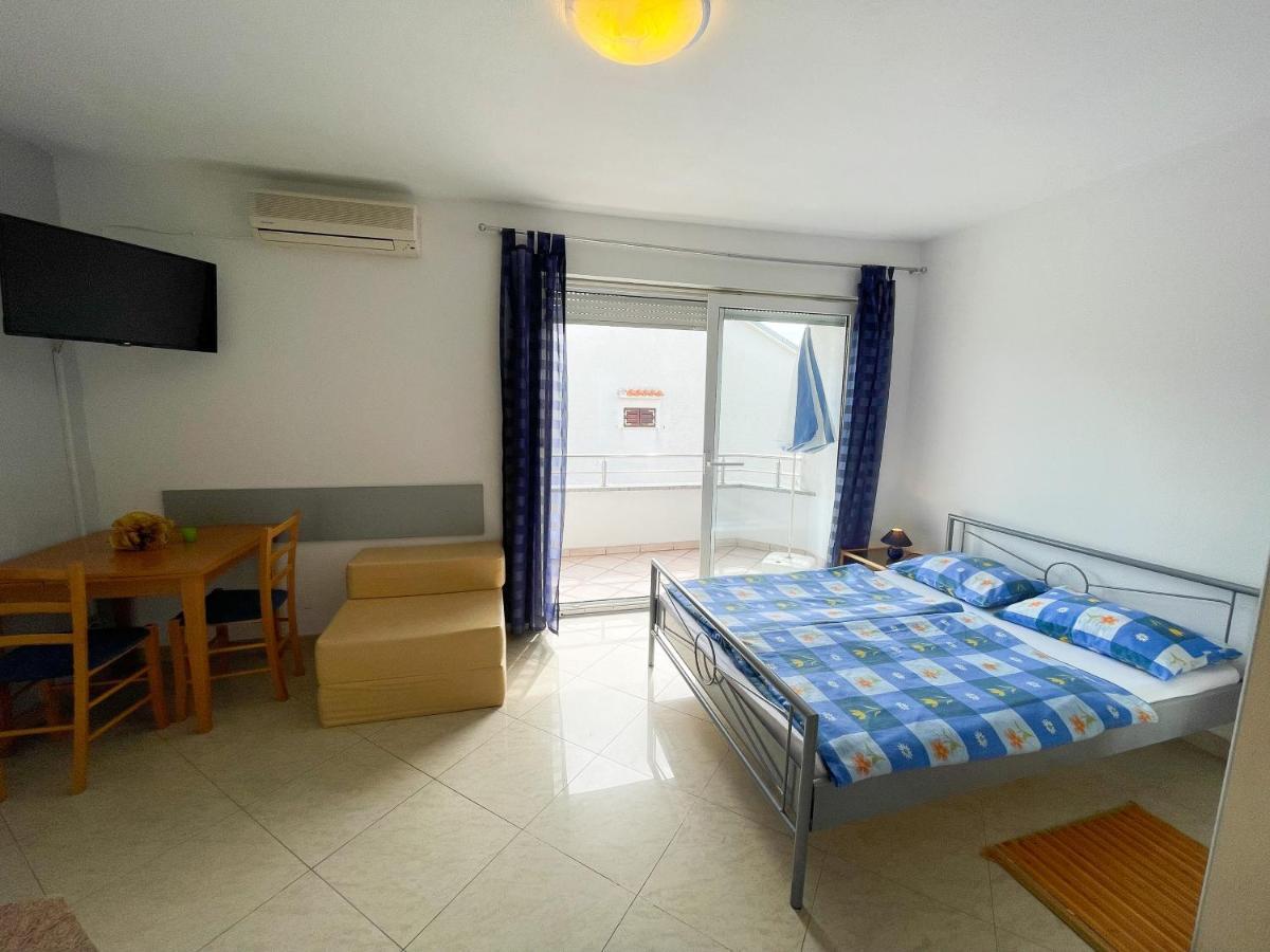 Apartmani Toni Dramalj Exteriér fotografie