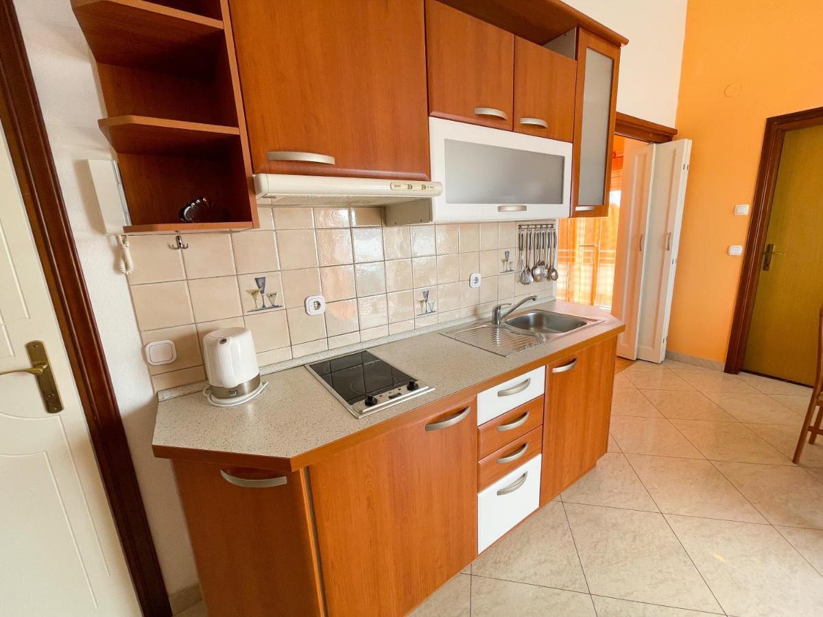 Apartmani Toni Dramalj Exteriér fotografie